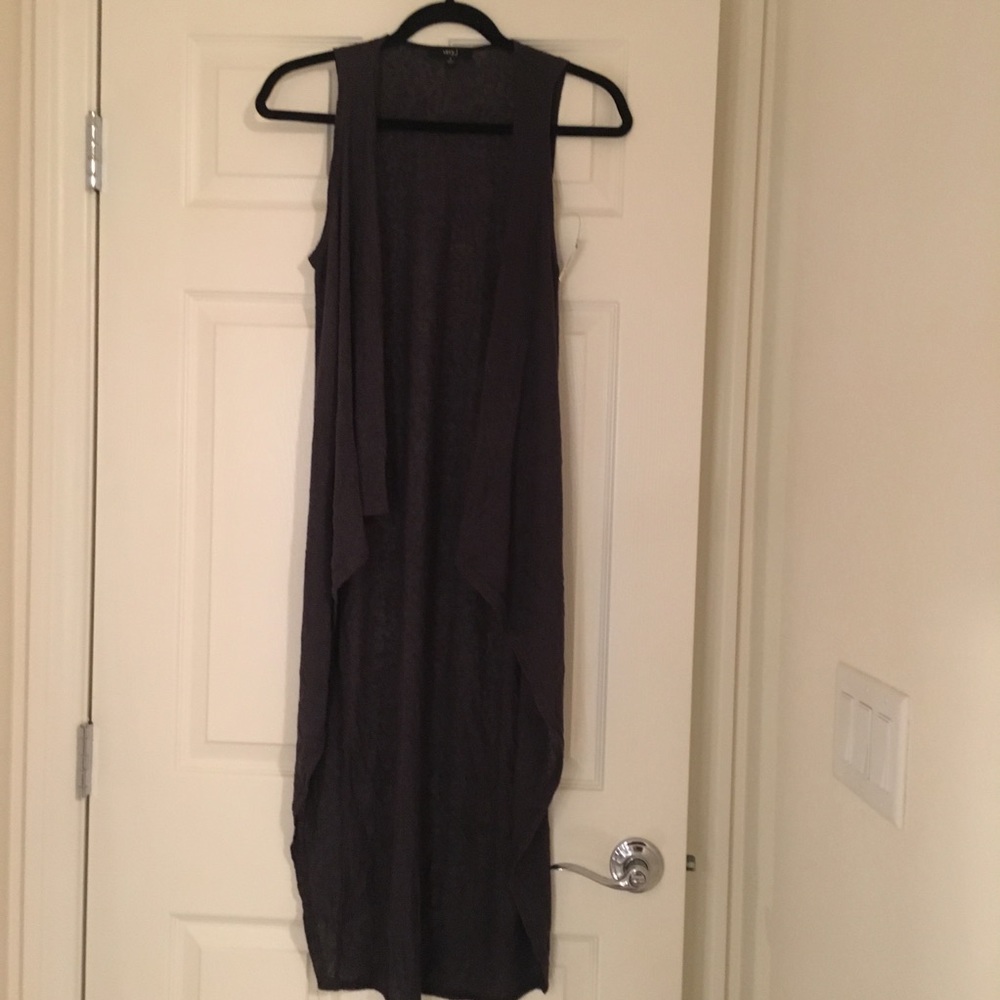 Dark gray long sleeveless cardigan